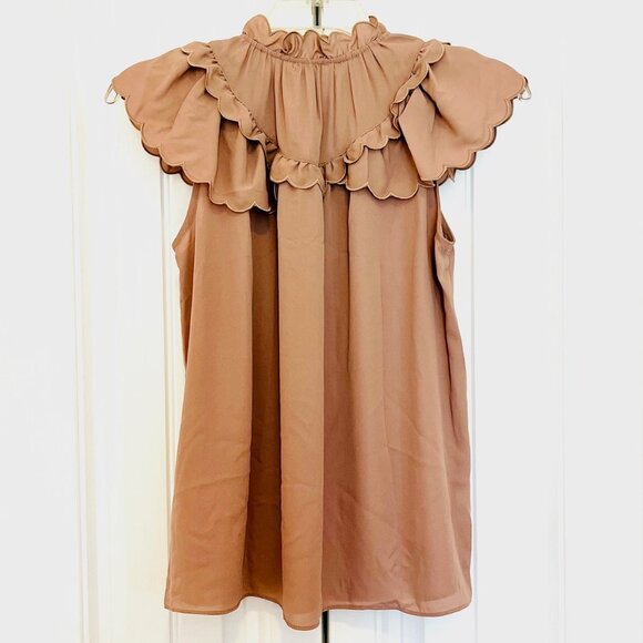 Max Studio Flutter Sleeve Blouse in Beige (L) New with Tags - Picture 4 of 9
